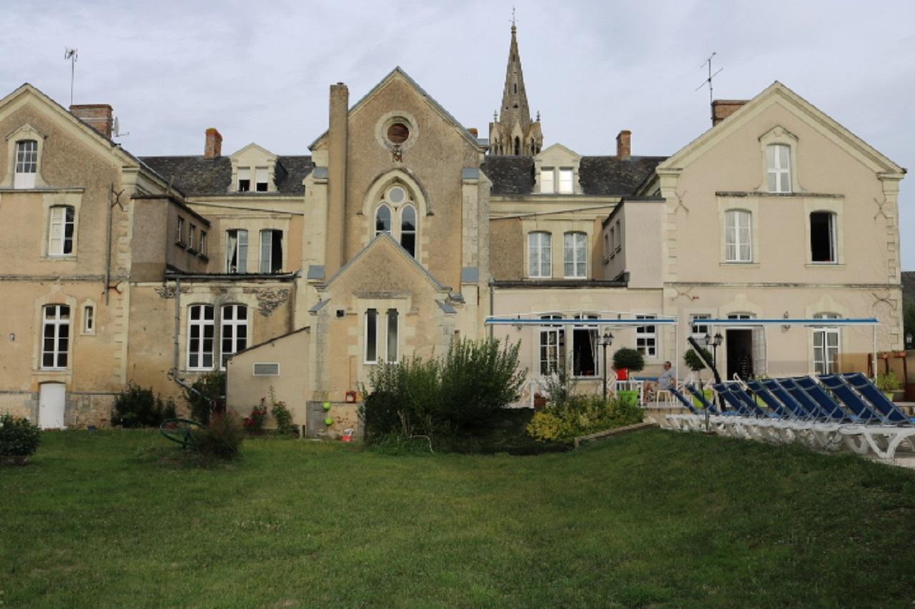 Hotel Logis Le Port Saint Aubin Morannes sur Sarthe-Daumeray Exterior foto